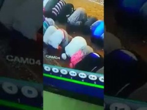 بالفيديو .. مصل يتوفى وهو ساجد داخل مسجد بالاغوار الشمالية