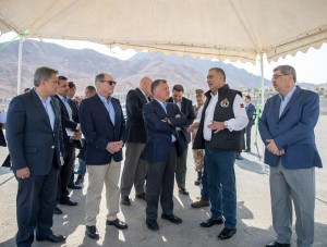 الملك يزور العقبة ويطلع على تنفيذ مشروع مرسى زايد