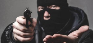 محاولة سرقة احد البنوك في بني كنانة باربد