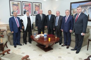 مدارس النظم الحديثة / بنات تحتفل بتخريج طالبات الفوج الثالث عشر من الثانوية العامة