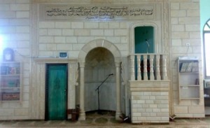 بالفيديو .. في أول ليلة تراويح .. هذا ما حدث في احد مساجد عمان