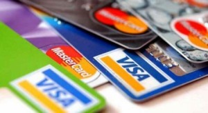 الجرائم الإلكترونية: الطريقة الرسمية للتواصل بين البنك والعميل هي الرسائل النصية