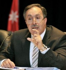 الكباريتي : الحكومة عاجزة عن جذب الاستثمارات وعن توطين الموجود منها