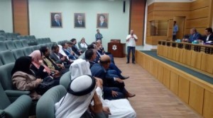 اجتماع مغلق غير رسمي للنواب برئاسة الطراونة قبل لقاء النقباء