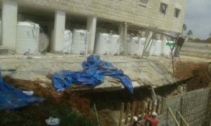 انهيار جزء خارجي لمبنى سكني في اربد دون وقوع أية اصابات بشرية