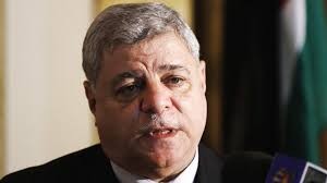 عون الخصاونة يرد على مواطن تمنى استلامه الحكومة: لا والله ما بدي استلم (فيديو)