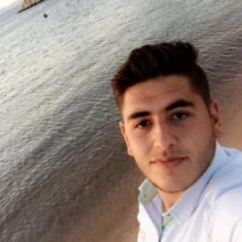 شاب يوجه رسالة عبر تويتر لرئيس الوزراء الملكف عمر الرزاز ..شاهد كيف رد عليه !!