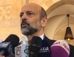 الرزاز في اول حديث له بعد اداء اليمين امام الملك : اتمنى من الاردنيين ان يعطوا فريقي الوزاري فرصة