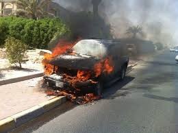 إخماد حريق مركبتين شرق عمان دون وقوع أية إصابات بشرية