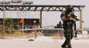 بالصور .. وبعد غياب ثلاث سنوات الجيش السوري في معبر نصيب الحدودي مع الأردن