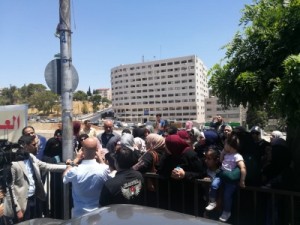 بالصور ... اعتصام أمام "النواب" للمطالبة بـ"عفو عام"