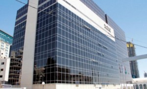 ترجيح بيع أسهم "المناصير" في "العربي"