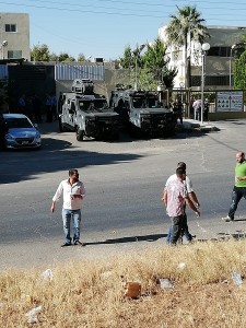بالصور .. دار الدواء تتوقف عن العمل حتى اشعار آخر