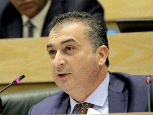 النائب زيادين يحذر من خطورة تركيب ابراج "امنية" على اسطح المدارس ويطالب بعرض الاتفاقية