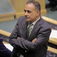 عشيرة الطراونة تتوعد: كل من تسول له نفسه المساس بالنائب مصلح الطراونة