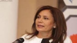 خبراء يستغربون ترويج الوزيرة زواتي لرفع المحروقات: الحكومة تريد تعويض خسائرها