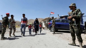 برا وبحرا وجوا .. روسيا تقيم 7 معابر جديدة لعودة اللاجئين إلى سوريا