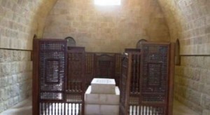 بالصور...اشاعة الاعتداء على ضريح وصفي التل تغضب الأردنيين