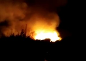 بالفيديو .. حريق كبير في حمامات البريبطة في الطفيلة