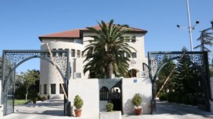 "رئاسة الوزراء" تدعو إلى عدم تداول الشائعات والأخبار المغلوطة بالعملية الأمنية المشتركة في السلط