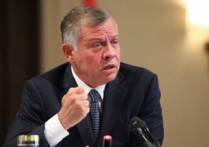 بالفيديو...جلالة الملك : سنحاسب..وسنقاتل الخوارج ونضربهم بلا رحمة وبكل قوة وحزم.