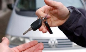 الحكومة: لا تصاريح لخدمة ‘‘فاليت‘‘ إلا بتأمين ضد الخسارة والضرر