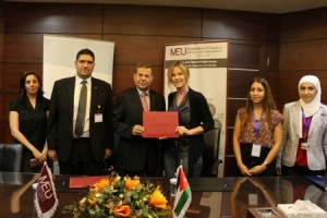 مذكرة تفاهم مشتركة بين جامعة الشرق الأوسط وسبارك الهولندية