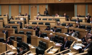 نواب يتحدثون عن انجازات الحكومة : نسمع جعجعة ولا نرى طحنا