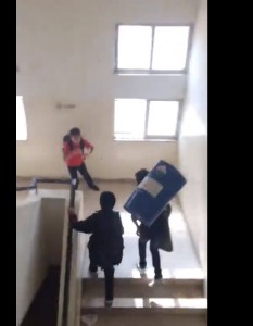 التربية : تواصل التحقيق في احداث مدرسة الفيصلية...والعقوبات ستطال كلّ مخالف