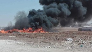 حريق ضخم بالقرب من المدينة الصناعية في مادبا