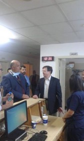 بالصور .. الشياب يتفقد مستشفى الامير حسين بعد تعرضه لحريق محدود