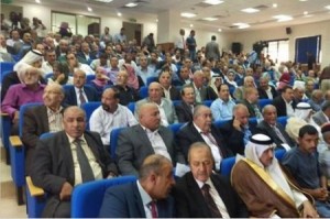 بالصور .. الفريق الوزاري يغادر لقاء أهالي عجلون