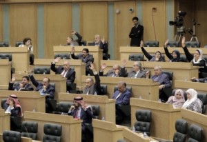 "النواب" يشمل الخدمة التي يؤديها أعضاء مجلس الأمة لغايات منصب الوزارة