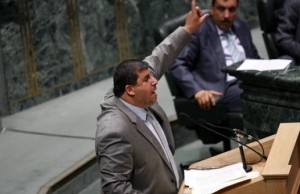 السعود: نواب لا يملكون ثمن "بنزين لسياراتهم" .. ولا فارق بين 7 أو 10 سنوات