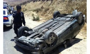 وفاة رجل وزوجته واصابة طفلتهما بحادث تدهور في الزرقاء