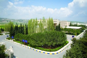 ضريرة ولكن مبدعة اكثر من مبصرين ....جامعة عمان الاهلية تعين دكتورة من ذوي الاحتياجات الخاصة بكلية الاداب والعلوم