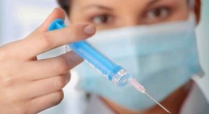 إصابة 15 طالبا بعد إعطاءهم "مطعوم" في الزرقاء