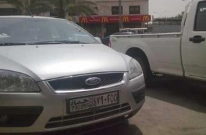 بالتفاصيل ... تحديد مصير السيارات السورية العالقة بالأردن