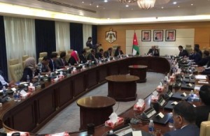 الرزاز يصف المادة ١١ من الجرائم الإلكترونية بالمصيبة