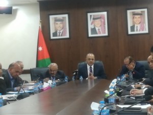 لا الزام لكل من بلغ الـ 18 عاما بتقديم اقرار ضريبي دام دخله اقل من قيمة الاعفاءات