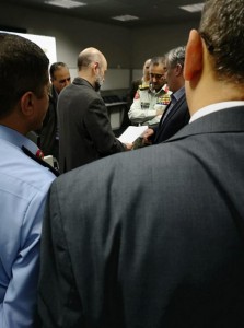 الرزاز والمبيضين وغنيمات في مركز ادارة الازمات