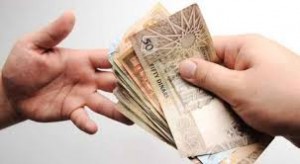 نصف الأردنيين يقل إنفاقهم عن (10) آلاف دينار سنوياً