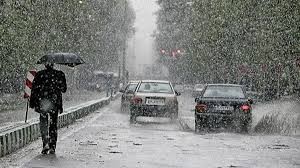 استمرار تساقط الامطار خلال اليومين المقبلين و اقتراب كتل هوائية باردة نهاية الاسبوع