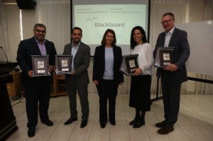 كلية العلوم الإدارية بجامعة البترا تنظم ورشة عمل لتقنيات التعليم الحديثة