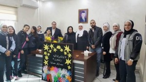 وفد من جامعة عمان الأهلية ومدارس الجامعة يقدم  الدعم النفسي والمؤازرة  لمدارس فكتوريا