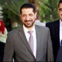 القبض على شخص قام بانتحال صفة " ابن د.محمد نوح القضاة " لجمع التبرعات