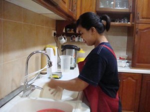 الحسينات: عصابات تستخدم مواقع التواصل الاجتماعي لتهريب عاملات المنازل