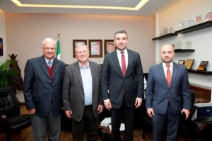 جامعة البترا تبحث التعاون مع الجامعات الرومانية