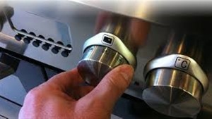 وفاة ثلاثة أشخاص من عائلة واحدة إثر استنشاقهم الغاز داخل منزلهم في عمان