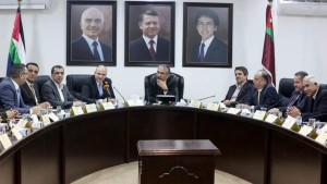 اطلاق خدمة اصدار جواز سفر للأردنيين الكترونياً لأول مرة